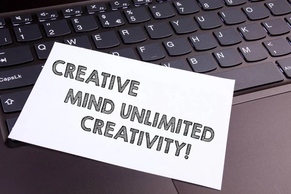 Znak tekstowy Wyświetlono nieograniczona kreatywność kreatywnych umysłu. Koncepcyjne zdjęcie pełne oryginalne pomysły genialny mózg. — Zdjęcie stockowe