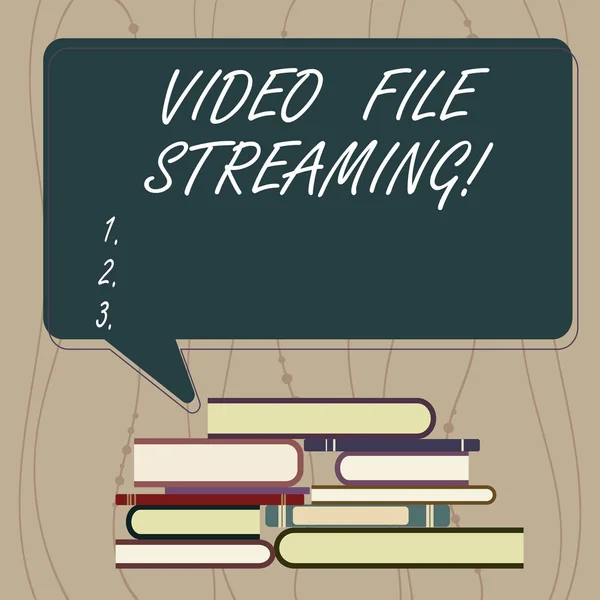 Jegyzék bemutatás Video File Streaming írás. Üzleti fotó bemutató videó megtekinthető online, anélkül, hogy a letöltött egyenetlen halom Hardbound könyvek és téglalap alakú beszéd buborék. — Stock Fotó