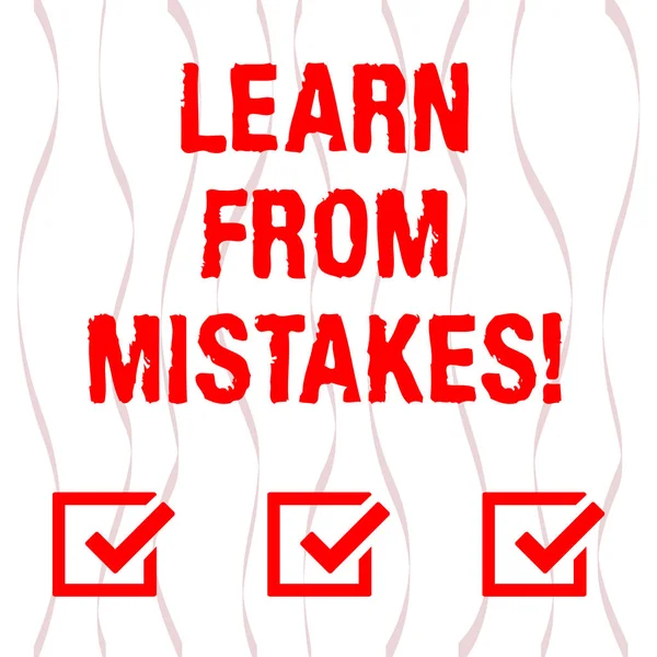 Handgeschreven tekst leren van fouten. Begrip betekenis het bijhouden van uw belangrijkste besluiten verticale gebogen lint Strip Twisted Sash in naadloze terugkeerpatroon foto. — Stockfoto