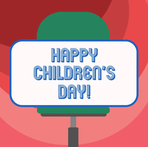Tekst bord Happy Children S Day tonen. Conceptuele foto vaste datum gemaakt ter gelegenheid van de kinderen en plezier lege rechthoekige Shape Sticker zitten horizontaal op een draaistoel. — Stockfoto