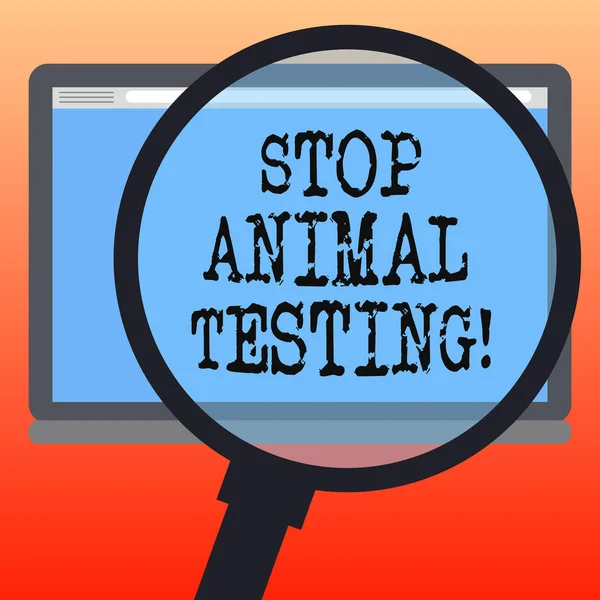 Почерк написания текста Stop Animal Testing. Концепция, означающая научный эксперимент, в котором живое животное подвергается увеличению стекло Увеличение Таблетки Чистый цветной экран фото текст . — стоковое фото