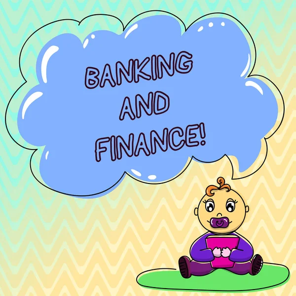 A kézírás szöveg banki és pénzügyi. Koncepció értelmében intézmények, amelyek különféle pénzügyi szolgáltatásokat baba ül a szőnyeg könyv cumi és üres színű felhő beszéd buborék. — Stock Fotó