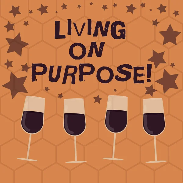 Escribiendo nota mostrando Living On Purpose. Foto de negocios mostrando Lograr el equilibrio entre su corazón y el trabajo profesional Lleno copas de vino cóctel con estrellas dispersas como Confetti Stemware . — Foto de Stock