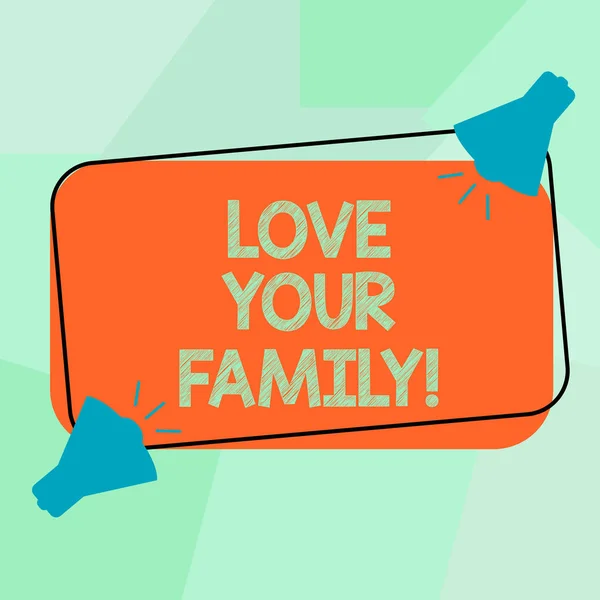 Εννοιολογική χέρι γραφή δείχνει αγάπη την οικογένειά σας. Επαγγελματίες φωτογραφία κείμενο προθυμία του κάθε μέλους να θυσιάσει κάτι για τους δύο μεγάφωνο με ήχου εικονίδιο χρώμα περιγράφεται ορθογώνιο σχήμα. — Φωτογραφία Αρχείου