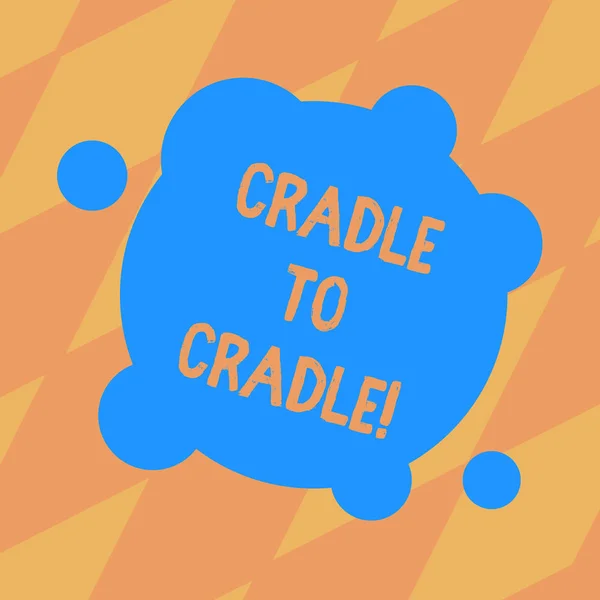 「Cradle To Cradle テキスト記号が表示されています。概念的な写真模倣製品と小さな円抽象写真系空白デフォルメ色の丸い形の設計へのアプローチします。. — ストック写真