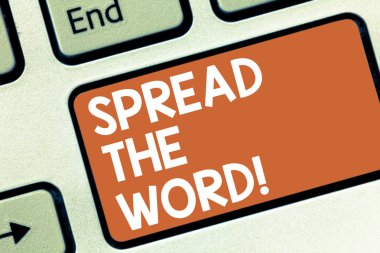 Kavramsal el yazma gösteren sözcüğü yaygınlaştırın. İş fotoğraf herkese haber yapmak bir şey popüler iletişim vitrine klavye anahtar bilgisayar ileti fikir oluşturmak için niyet.