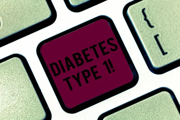 Texto para caligrafia Diabetes Tipo 1. Concept meaning condition in which the pancreas produce little or no insulin Teclado key Intenção de criar mensagem de computador pressionando a ideia do teclado . — Fotografia de Stock