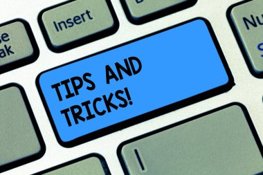 Kavramsal el keyif ve hileci gösterilen yazma. Kullanışlı tavsiye öneriler becerileri klavye tuşu niyeti bilgisayar ileti fikir oluşturmak için iş fotoğraf metin adımları yaşam hacks.