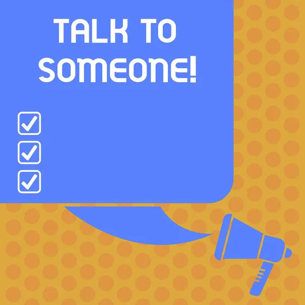 Scrivere un biglietto che mostri Talk To Someone. Business photo showcase Chat con altri dimostrando hanno una consulenza professionale Colore silhouette di Blank Square Speech Bubble e Megaphone foto . — Foto Stock