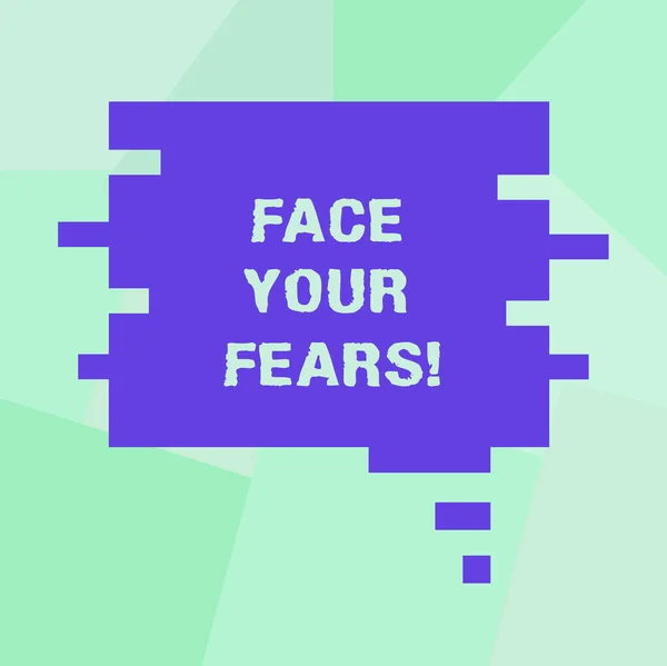 Conceptuele hand schrijven uw angsten gezicht tonen. Zakelijke foto presentatie de moed hebben te overwinnen angst worden moedig onbevreesd tekstballon in de vorm van stuk puzzel voor presentatie advertenties. — Stockfoto