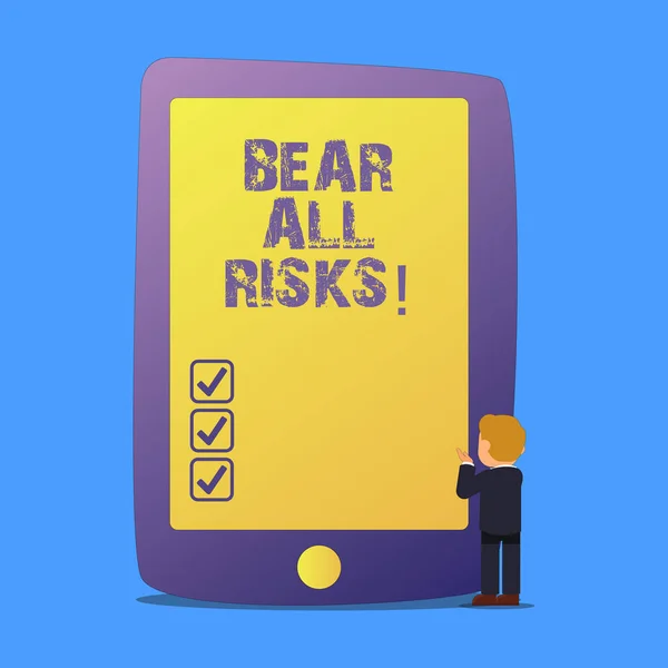 Escribiendo una nota que muestra a Bear All Risks. Exhibición de fotos de negocios Sea consciente de todas las cosas que pueden salir mal Protección financiera . —  Fotos de Stock