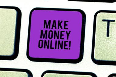 Kavramsal el Make Money Online gösterilen yazma. İş fotoğraf vitrine bu kazanç nakit elde etmek veya Internet üzerinden kar yaparak klavye tuşu bilgisayar ileti fikir oluşturmak için niyet.