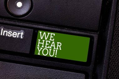 El yazısı metin biz duydum seni. Dinleme dikkatle profesyonel uzman tavsiyesi klavye tuşuna basarak tuş takımı fikir bilgisayar ileti oluşturmak için niyet danışmanlık anlam kavramı.