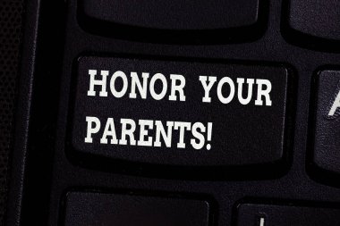 Onur Sayın veliler yazma el yazısı metin. Yüksek anlam kavramı, anne yaşlı klavye tuşuna basarak tuş takımı fikir bilgisayar ileti oluşturmak için niyet için büyük saygı saygı.