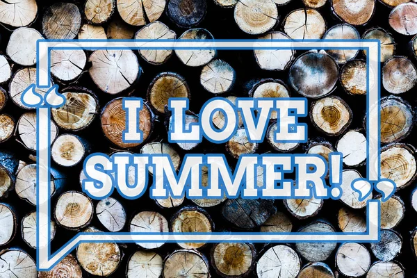 Skrevet notat som viser I Love Summer. Forretningsfoto som viser kjærlighet til årets solrike årstid Vacations - Bakgrunn av årgang - ville treideer - intensjoner om å tenke: . – stockfoto