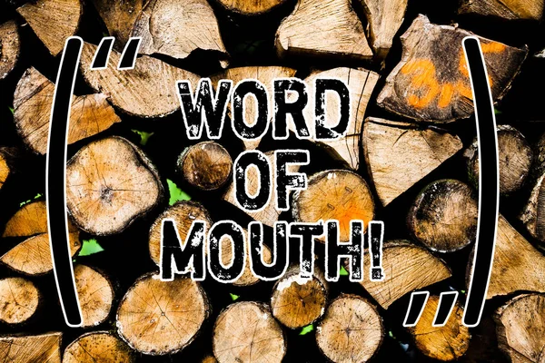 Metin yazma ağız kelime kelime. Sözlü bilgi hikaye anlatımı Viva ses ahşap arka plan vintage ahşap vahşi mesaj fikirler niyetleri düşüncelerini yaymak için iş kavramı.