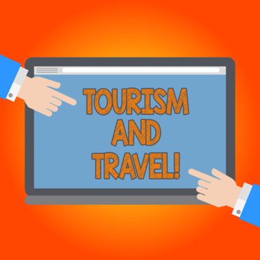 El yazısı metin turizm ve seyahat. Kavram iş eğlenceli turist Hu analiz elleri boş bir renk Tablet ekran üzerinde her iki taraf işaret accomodating çeken anlamı.