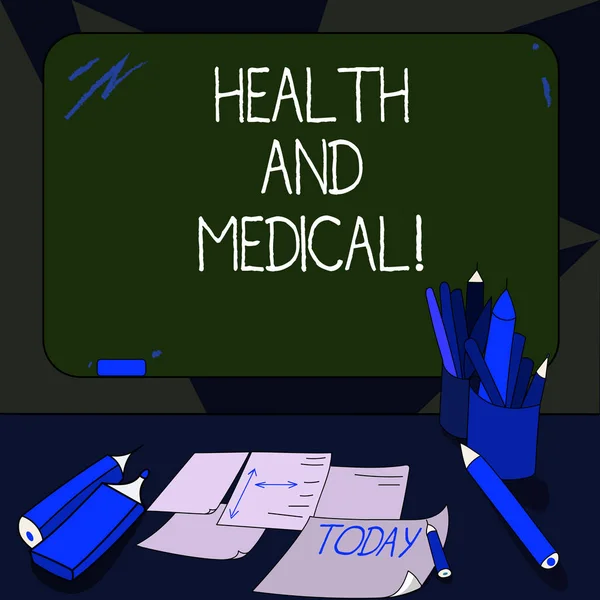 健康と医療を書く手書き文字。通常実行する概念意味条件生物チョークと机の上の書き込みツール シート マウント ブランク カラー黒板. — ストック写真
