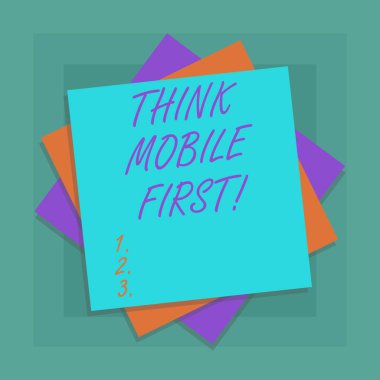Kavramsal el düşünüyorum mobil ilk gösterilen yazma. Daha önce web birden çok katman, sayfaları renk kağıt karton gölge ile telefonları için çevrimiçi deneyim tasarımı vitrine iş fotoğraf.