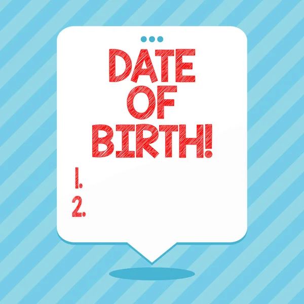 Ordet skriver text födelsedatum. Affärsidé för dagen när någon är född nya baby kommande gravida lady. — Stockfoto