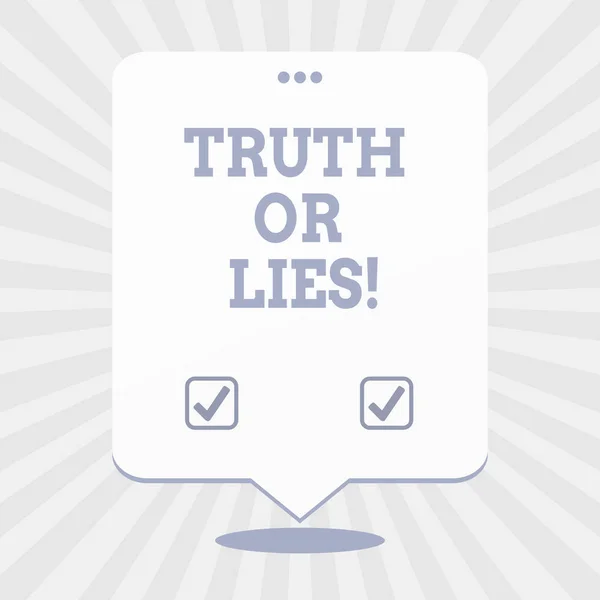 진실 또는 거짓말 텍스트 쓰기 단어. 사실 또는 사기 의심 혼란 사이 결정에 대 한 비즈니스 개념. — 스톡 사진