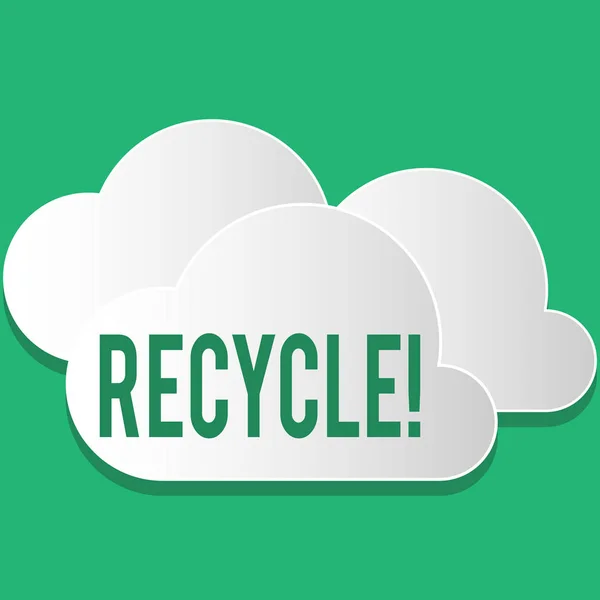 Scrivere a mano testo Riciclare. Concetto che significa trasformare i rifiuti in materiale riutilizzabile . — Foto Stock