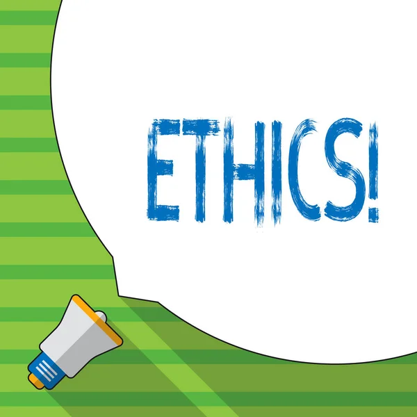 Fogalmi kézi írás, etikai mutatja. Üzleti fénykép bemutató fenntartása egyenlőség egyensúly többek között amelyek erkölcsi elvek. — Stock Fotó