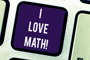 Aşk matematik gösterilen metin işareti. Hesaplamalar matematik sayı geek klavye gösteren yapıyor çok gibi niyeti tuş takımı fikir tuşuna basarak bilgisayar ileti oluşturmak için anahtar için kavramsal fotoğraf.
