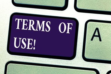 Metin kullanım koşulları yazılı kelime. Bir şey ilkeleri anlaşmaları klavye tuşu niyeti tuş takımı fikir tuşuna basarak bilgisayar ileti oluşturmak için kullanmak için kurulan koşulları için iş kavramı.