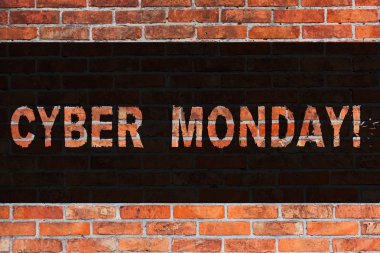 Siber Pazartesi gösterilen metin işareti. Kavramsal fotoğraf özel satış siyah Cuma Online alışveriş e-ticaret tuğla duvar sanat Graffiti motivasyon gibi sonra duvarda yazılı ara.