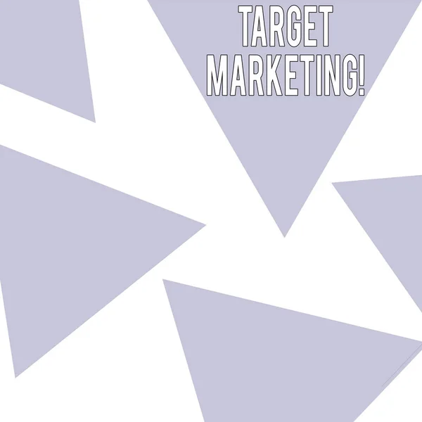 Testo di scrittura di parole Target Marketing. Business concept per la segmentazione del mercato Audience Targeting Selezione dei clienti . — Foto Stock