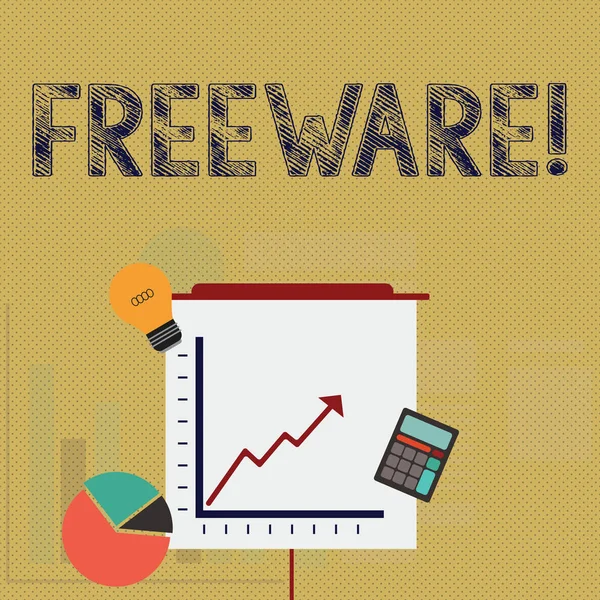 Nota de escritura que muestra Freeware. Aplicación de software que está disponible para su uso sin costo monetario . — Foto de Stock