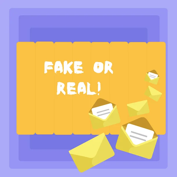 Conceptuele hand schrijven weergegeven: Fake of Real. Zakelijke foto presentatie controleren als producten originele zijn of niet kwaliteitscontrole. — Stockfoto
