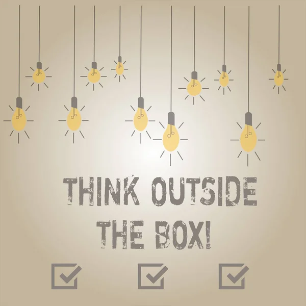 กําลังเขียนโน้ตแสดงให้เห็นว่า Think Outside The Box การแสดงรูปภาพทางธุรกิจ การคิดถึงวิธีการแก้ปัญหาใหม่และสร้างสรรค์นําไปสู่ความสําเร็จ . — ภาพถ่ายสต็อก