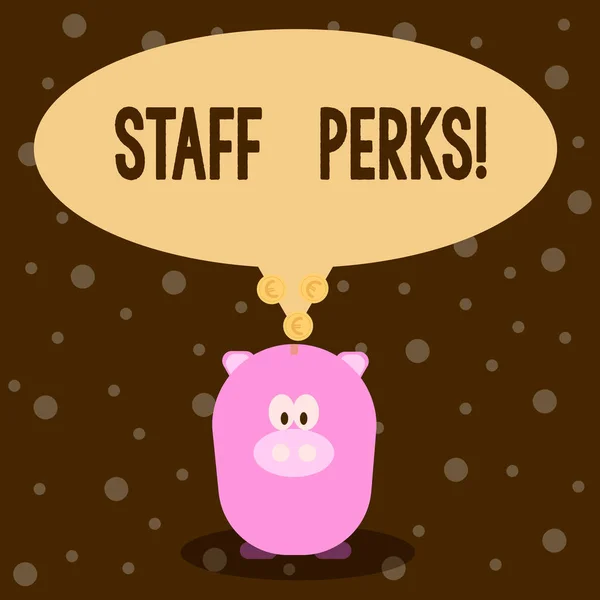 Texto de escritura de palabras Staff Perks. Concepto de negocio para beneficios de los trabajadores Bonos Compensación Recompensas Seguro de salud . —  Fotos de Stock