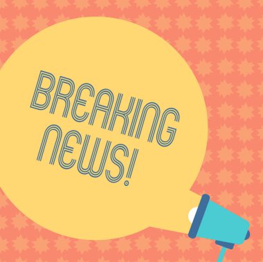Breaking News gösterilen not yazma. Güncelleme basın raporu en son bilgileri yuvarlak konuşma balonu geliyor Out of megafon duyuru için vitrine iş fotoğraf.