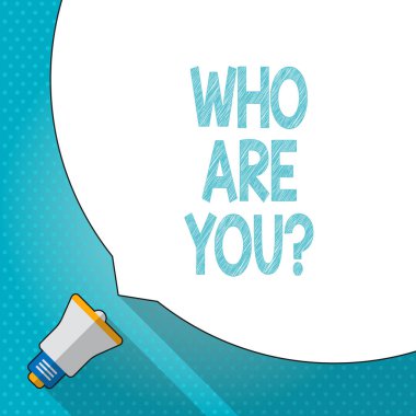 Word metin kim sana soru yazma. Birisi hakkında kimlik veya demonstratingal bilgi büyük beyaz konuşma balonu işgal yarım bir ekranla ve küçük megafon sorduğun için iş kavramı.