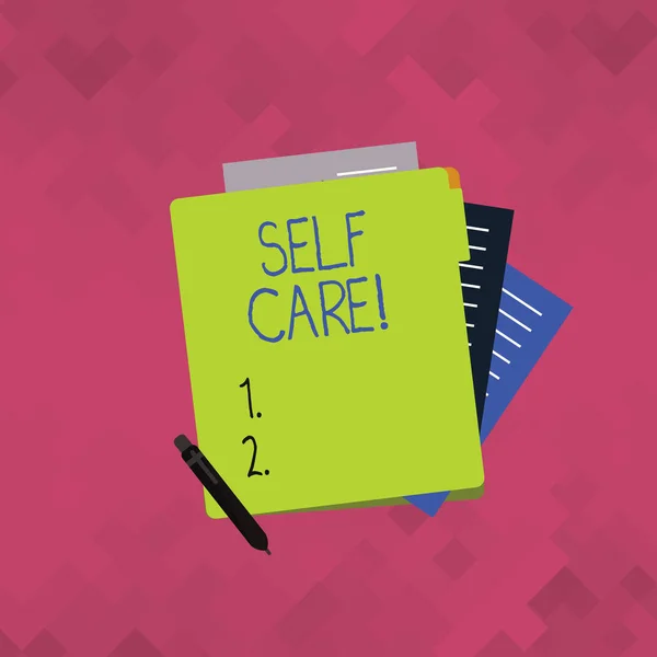 Texto de escritura de palabras Self Care. Concepto de negocio para la práctica de tomar acción preservar o mejorar su propia salud Papelería de papel forrado colorido en parte a la vista de Pastel Blank Folder . — Foto de Stock