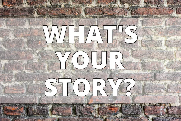 무엇 S 당신의 Storyquestion를 보여주는 글을 참고. 비즈니스 사진 말하기 demonstratingal 과거를 보여주는 벽에 낙서 동기 호출 처럼 이야기 벽돌 벽 예술 경험. — 스톡 사진