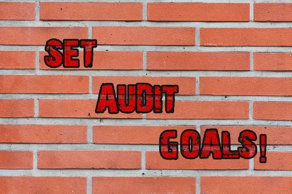 Word writing text Set Higher Goals. Business concept for look for something that want accomplish and establishing Brick Wall art like Graffiti motivational call written on the wall. — Stock Photo, Image