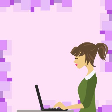 Resimde genç kadın oturmuş yan görünüm ve çalışma üstünde onu Laptop. Online iş fırsatı, teknik sunum, sosyal medya ve ağ için yaratıcı arka plan fikir.