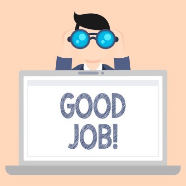 İyi iş gösterilen not yazma. Birisi öven için iyi adam tutarak yapmış bir şey ve Looking için dürbün arkasında Laptop ekran kullanılan fotoğraf iş showcasing.