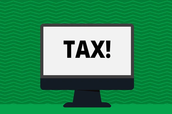显示税金的书写记录。商业照片显示强制性纳税显示向政府增加收入空白桌面电脑彩色屏幕独立在桌子上. — 图库照片