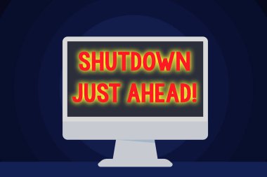 Kapatma hemen önünüzde gösterilen metin işareti. Kavramsal fotoğraf Fabrika iş kapanış kısa süre veya sonsuza kadar boş alanı masaüstü bilgisayar renkli monitör ekran duran tablo.