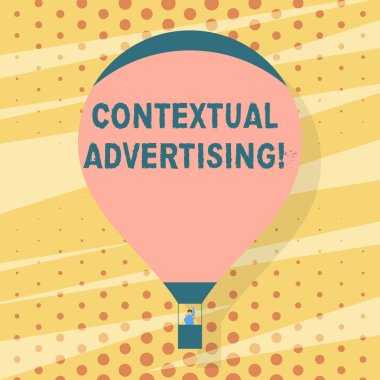 İçeriksel reklamcılık yazma el yazısı metin. Boş pembe sıcak hava balon kayan ile gelen bir yolcu sallayarak gondol sitelerinde görünen reklamları hedefleme için kavram anlam yöntemi.