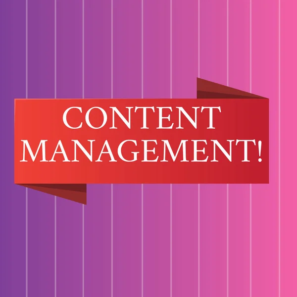 Aplikace Word psaní text Content Management. Obchodní koncept pro procesy podporuje shromažďování a publikování informací prázdný složený barevný nápis foto na svisle pruhované dva laděných pozadí. — Stock fotografie