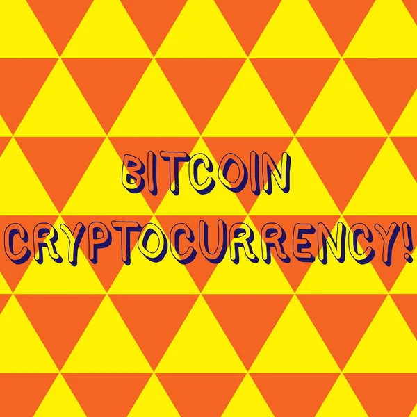 Megjegyzés: Bitcoin Cryptocurrency bemutató írás. Üzleti fénykép bemutató digitális kifizetés pénznemében használ cryptocurrencies, ismételje meg a háromszög csempe elrendezett narancs és sárga színű minta. — Stock Fotó
