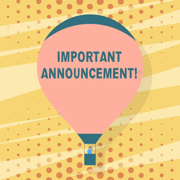 Handwriting text writing Important Announcement. Concept meaning A significant public notification or declaration Blank Pink Hot Air Balloon Floating with One Passenger Waving From Gondola. — Stock Photo, Image