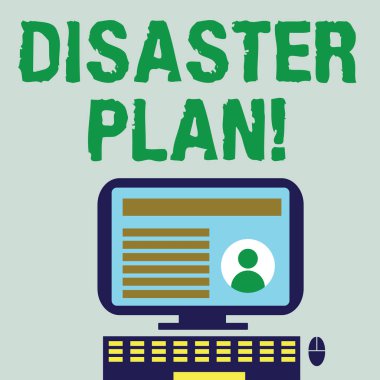 Word yazma metin felaket planı. Süreç veya prosedürler kümesi için iş konsepti kuruluşlar kurtarma yürütmek için masaüstü bilgisayar standı üzerinde online profil verileri monitör ekranında monte.