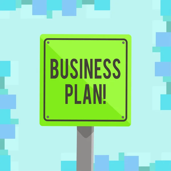 Escrevendo uma nota mostrando o Plano de Negócios. Foto de negócios mostrando estabelecendo objetivos futuros de negócios para alcançá-los 3D Square Colorido Cuidado Road Sign com Black Border Wood . — Fotografia de Stock